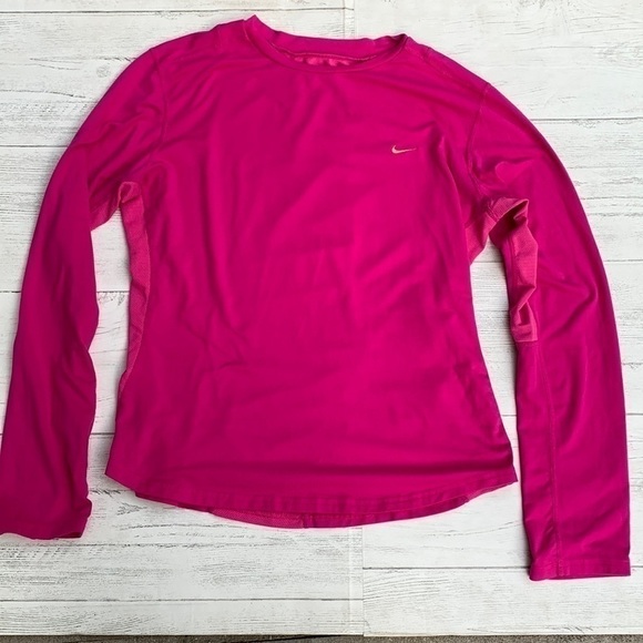 Woman’s Nike DRI-FIT pink long sleeve shirt - Picture 2 of 6